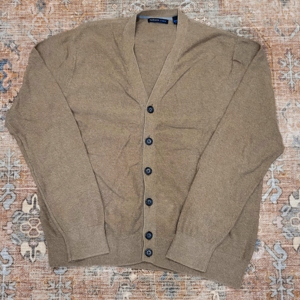 Van Heusen medium brown cardigan